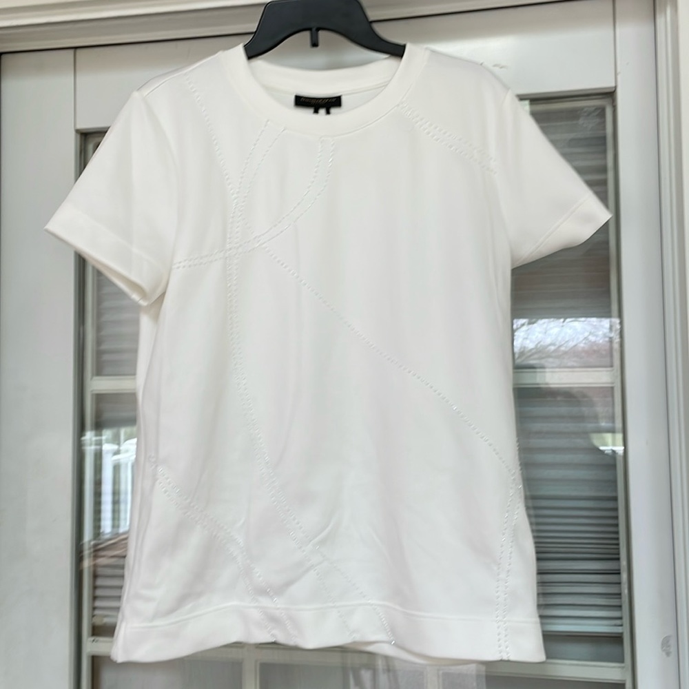 Donna Karen New York White Sequened Top. Size L.